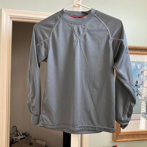 Mizuno long sleeve top boys size 10